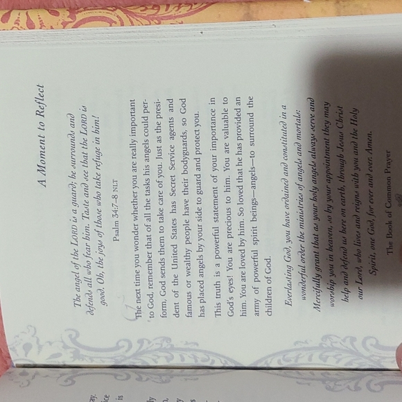 Bundle Of 2 Books For A Mom - Picture 4 of 13